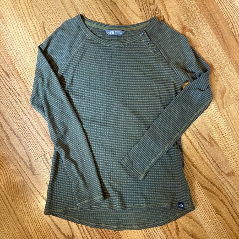 North face top